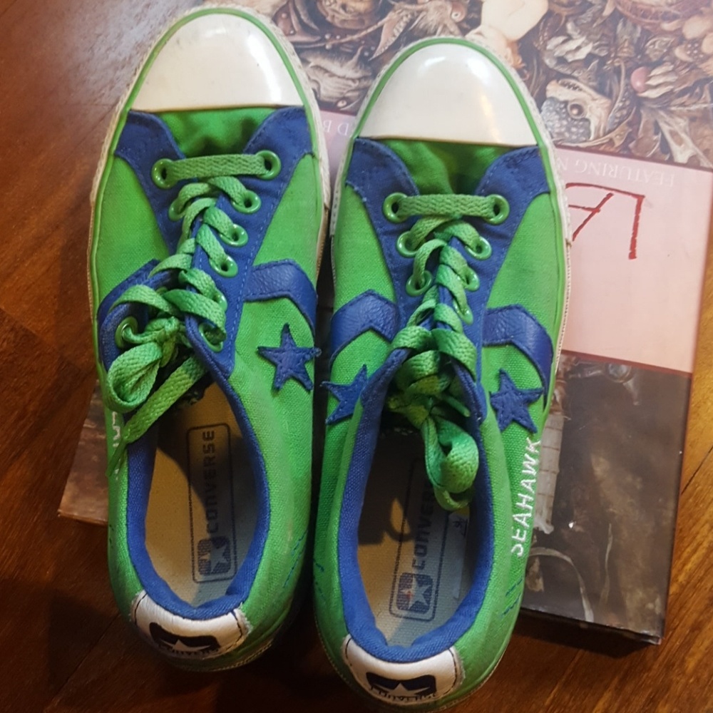 RARE Official seahawks converse - Picture 5 of 5